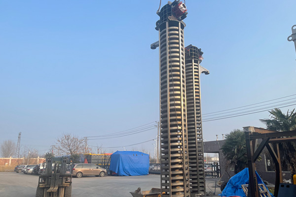 垂直提升机的空间与效率优势